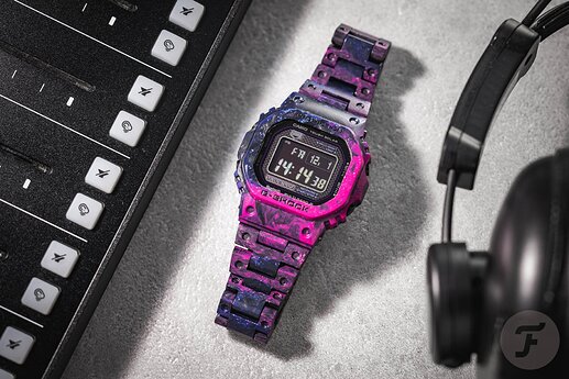 Casio-GShock-Square-Full-Carbon-9
