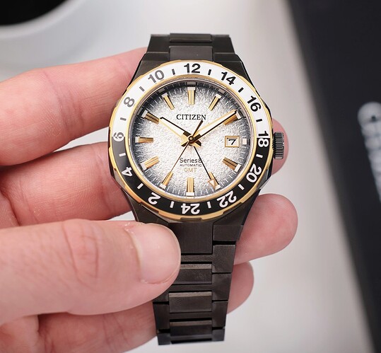 Citizen-Series8-880-Mechanical-Traveller-GMT-5~2