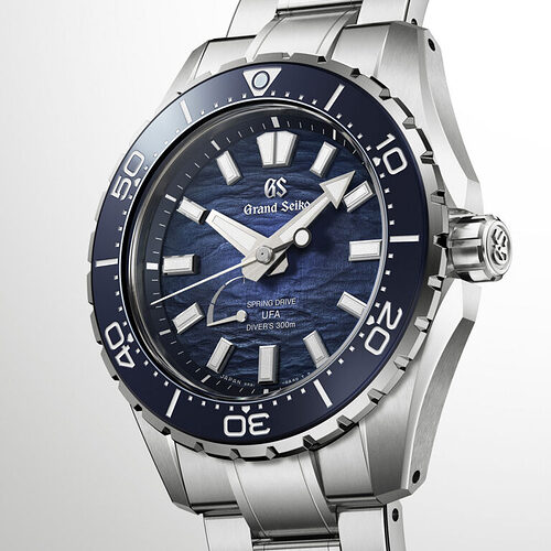 Grand-Seiko-Evolution-9-Collection-Spring-Drive-U.F.A.-Ushio-300-Diver-Ushio-Blue-SLGB023-dial-768x768