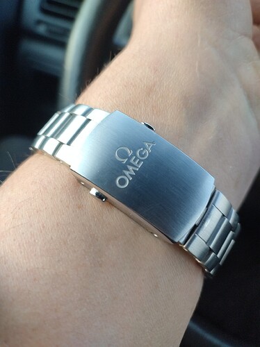 1769244718080464302635682179825