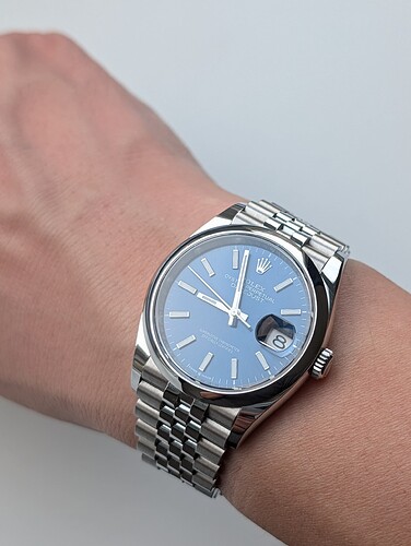 PXL_20251108_075620411