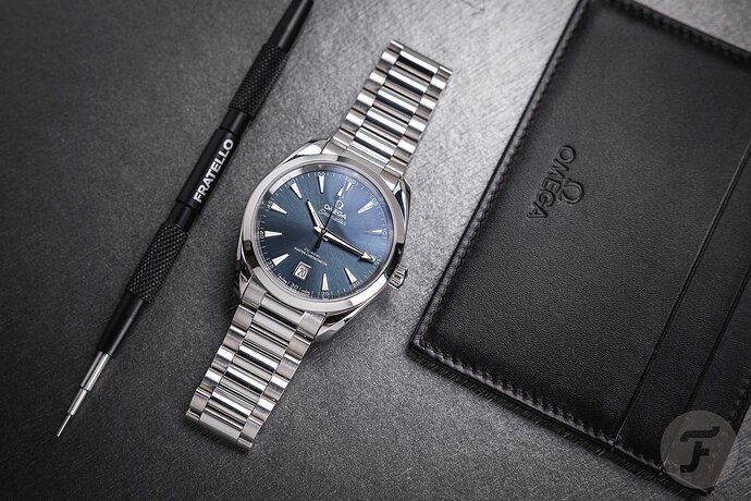 Omega-Aqua-Terra-Shades-38-mm-9