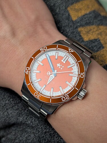 PXL_20251021_154956086