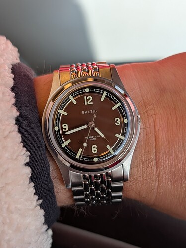 PXL_20251014_144317109.PORTRAIT