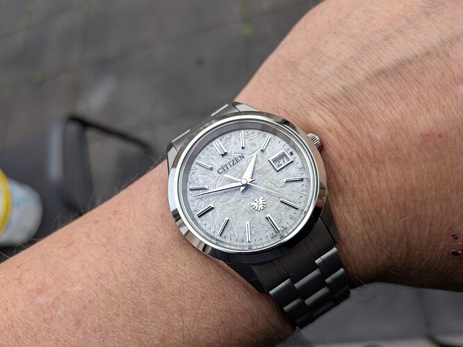 PXL_20251127_124826948.MACRO_FOCUS