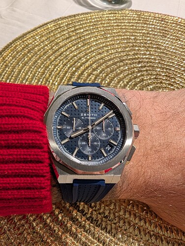 PXL_20251224_190901789