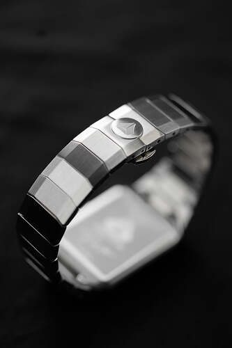 envisione_close-up-8_950fe350-f40b-437d-9706-d1bc959d0202