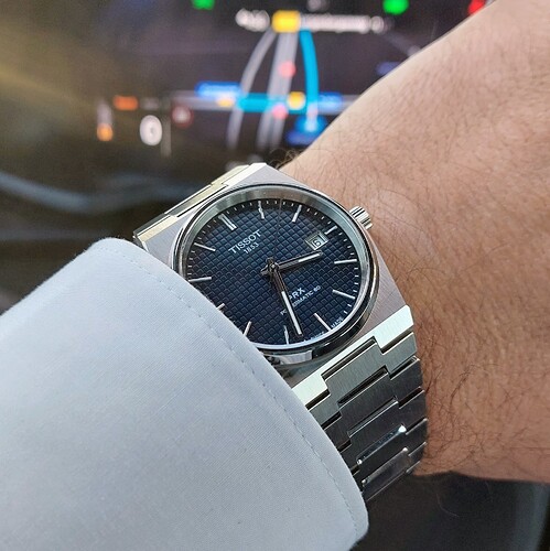 TISSOT PRX POWERMATIC 80 T1374071104100-80 111-40mm-44mm-12mm-20221124-p0000-p229 (1)