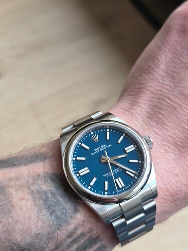 17722886318055921398654733181961