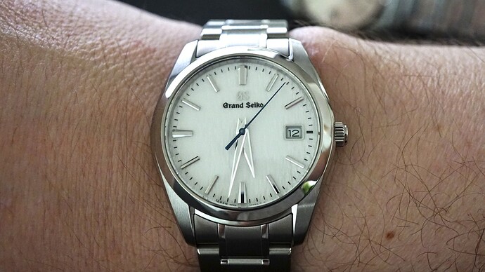 0161A516-97E8-4635-92DE-6E75F9328E5D_1_105_c