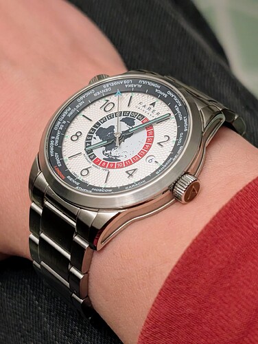 PXL_20251106_060412503~2