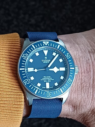 17734107478904498942631054843463