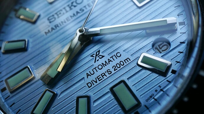 F8D78C51-C47B-4B23-8737-D49D047987EC_1_201_a