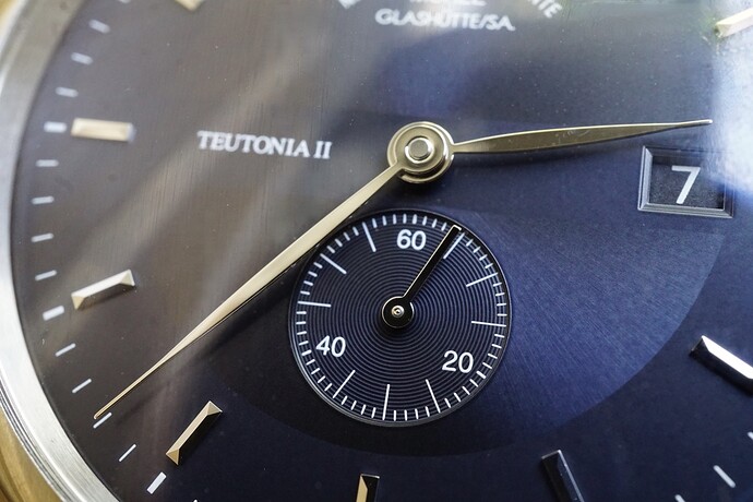 E19455BD-4FB6-4CA0-85FE-E4AE623C1E4C_1_105_c