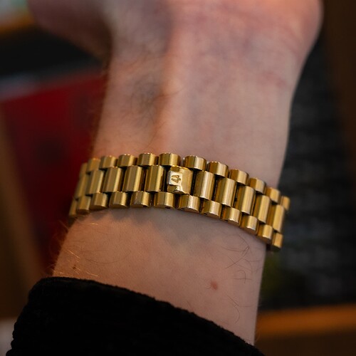 Bulova Super Seville-19