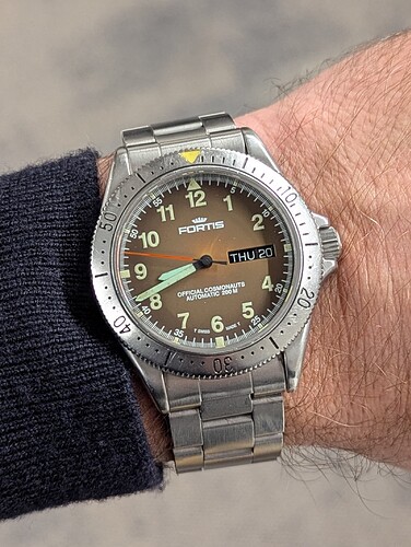 PXL_20251120_074142763.PORTRAIT.ORIGINAL