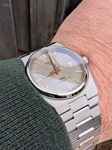 PXL_20251129_080216158~2