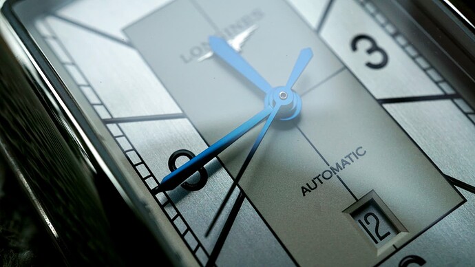 FACB7E83-597D-4354-8EF5-DCFE35483A79_1_201_a