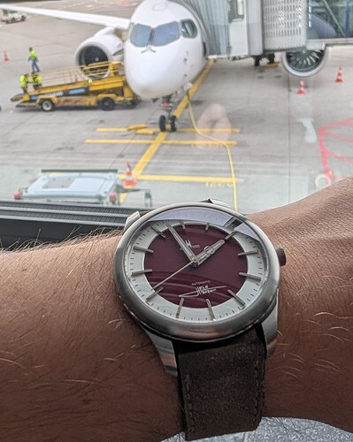 PXL_20251128_125740291