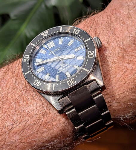 PXL_20251018_134759541.MP~2