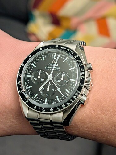 PXL_20251119_060153300~2