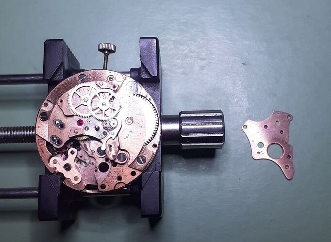 20251030_212236    2