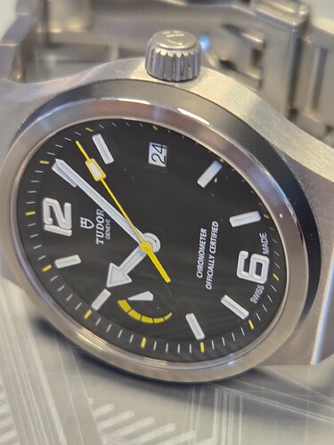 Tudor North Flag (11)