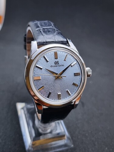 4ffcc1224f4bb21a88608b9051efe3b4cbd92dba_2_750x1000