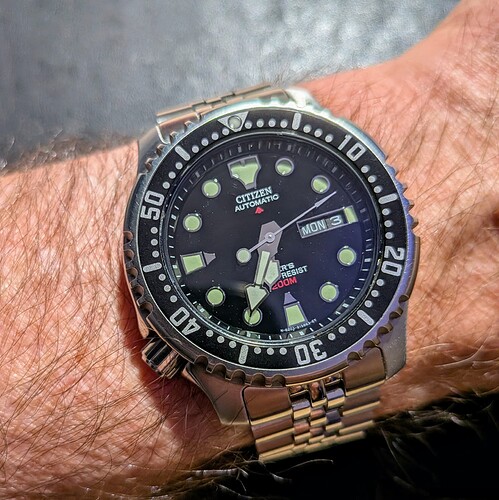 PXL_20251103_173513881.MACRO_FOCUS~2