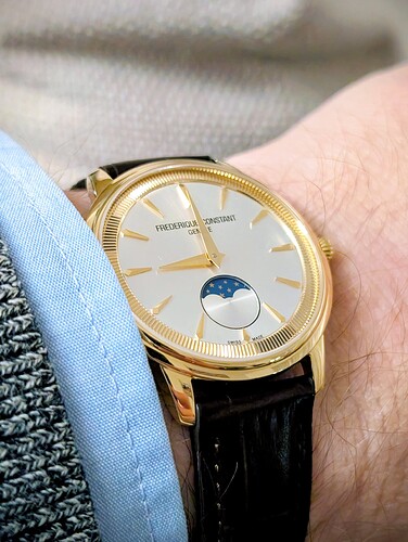 PXL_20251221_195955089~2