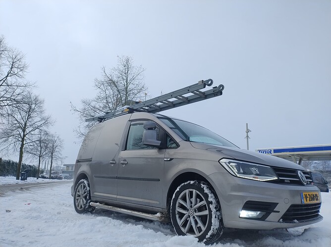 1767693644977793213395176591487