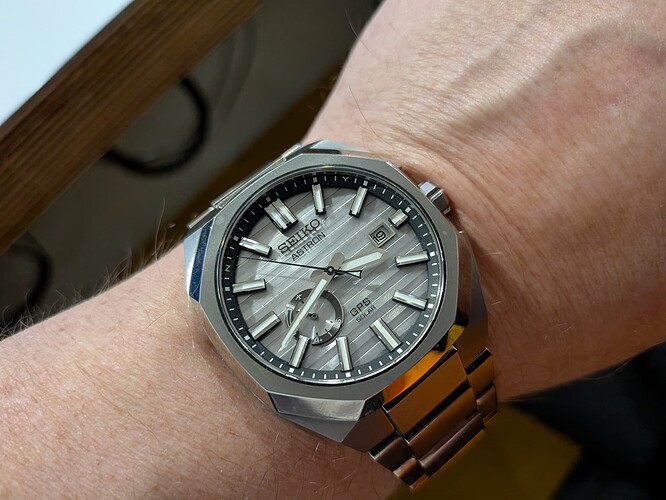 PXL_20251219_144151681.MACRO_FOCUS