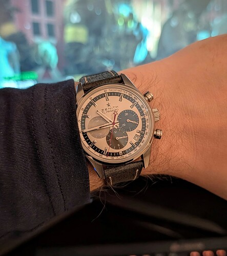 PXL_20251110_214509703~2