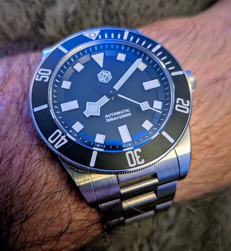 PXL_20251027_190923302.MACRO_FOCUS.MP~2