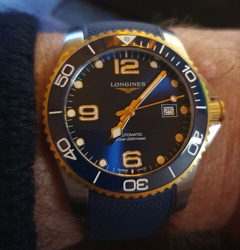 photo_2025-11-25_19-08-10