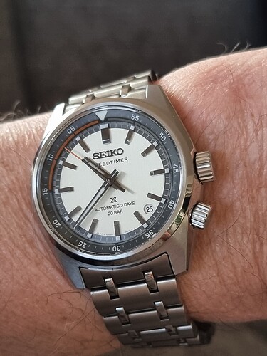 17693338232567974652773381554363