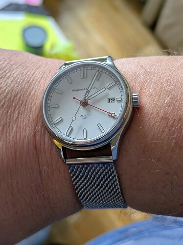 PXL_20251012_120435834~2