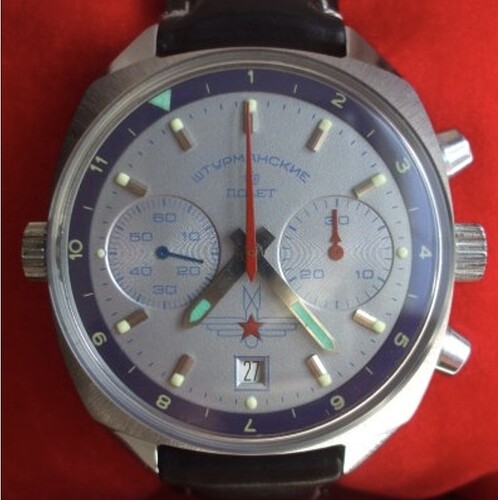 Sturmanskie blauwe letters