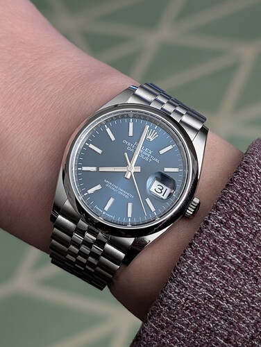 PXL_20251231_185807640