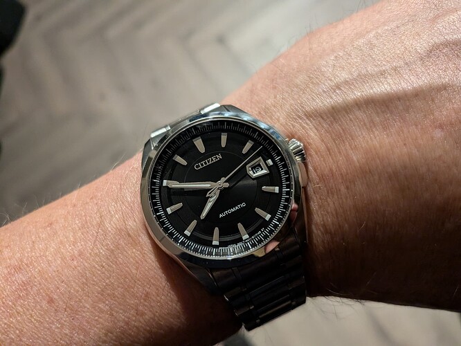 PXL_20251019_174858183.MACRO_FOCUS