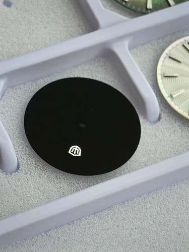 premier-series-dial-exclusive-japanese-musou-black-paint-v0-gnxrhyzkq6zf1