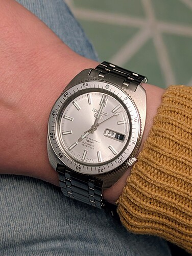 PXL_20251201_055951831~2