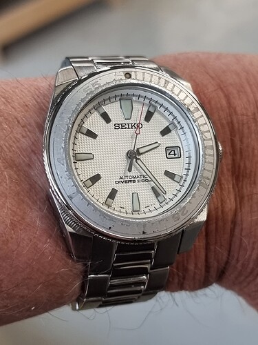 17622625753723367010774567517619