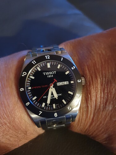 Tissot PRS516 maand. 8-12