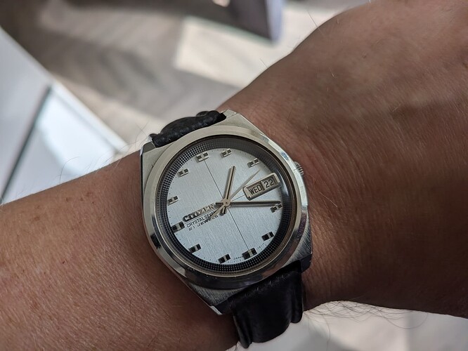 PXL_20251022_111841749.MACRO_FOCUS