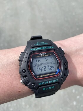 17728076336637162989320985451237