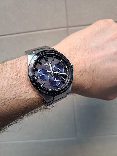 17704631421895757942582012558214