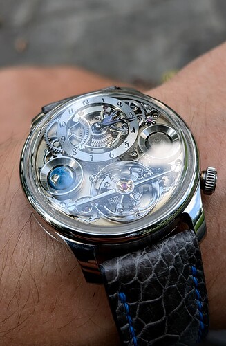 PXL_20251205_061545549.MACRO_FOCUS~2