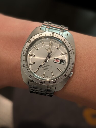 PXL_20251012_165925008.PORTRAIT