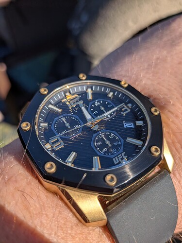 PXL_20260302_111514632.MACRO_FOCUS